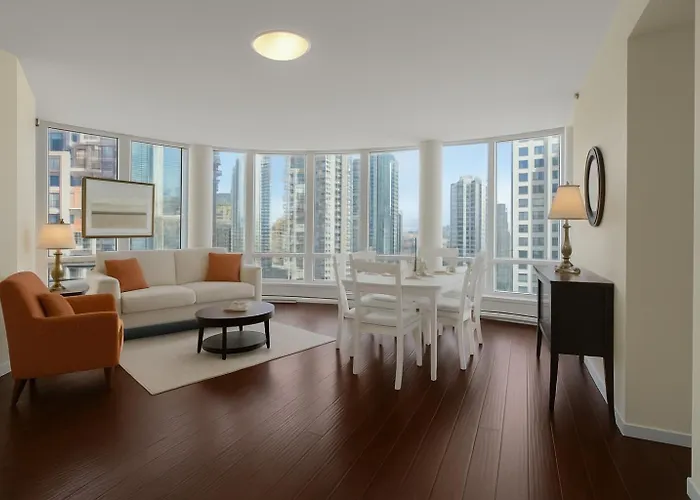 Haven In The Harbour - Coal Harbour Retreat